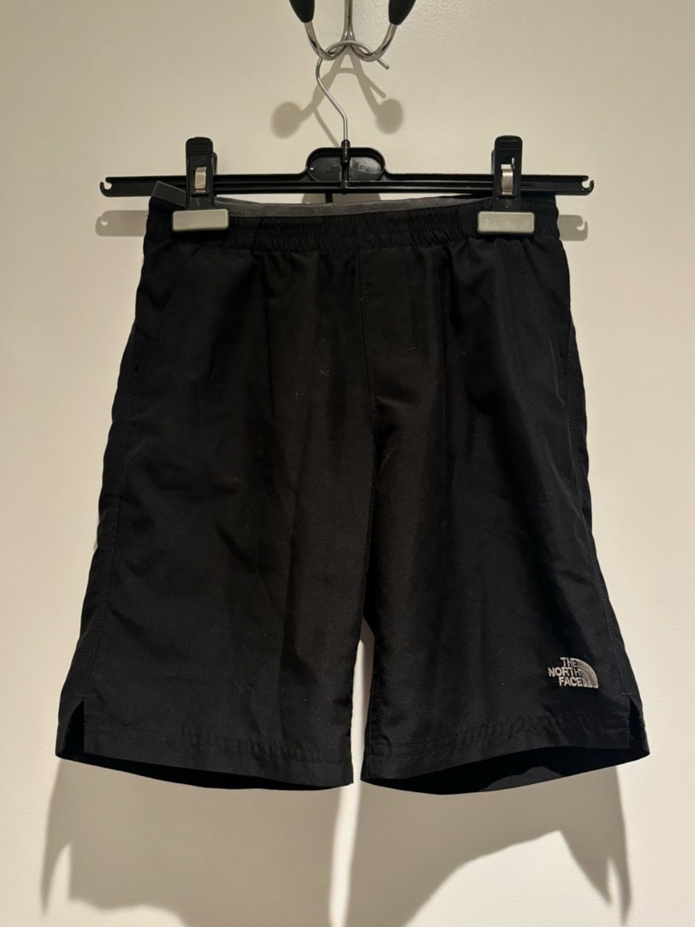 North Face Boys 7-8 black swim trunks board shorts